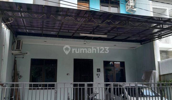 Rumah Secondary 2 Lantai di Cawang Jakarta Timur  1