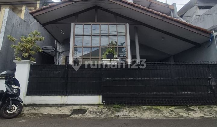 Rumah Bagus Siap Huni di Rawamangun Jakarta Timur Rumah Bagus Siap Huni di Rawamangun Jakarta Timur