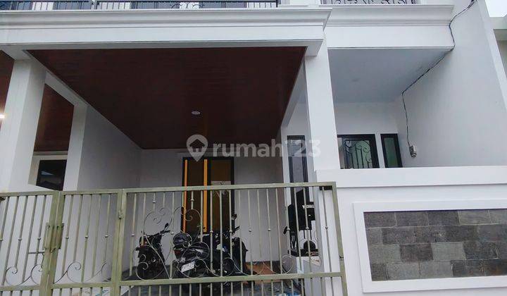 Rumah Baru 2 Lantai Siap Huni Di Kalisari Jakarta Timur  1