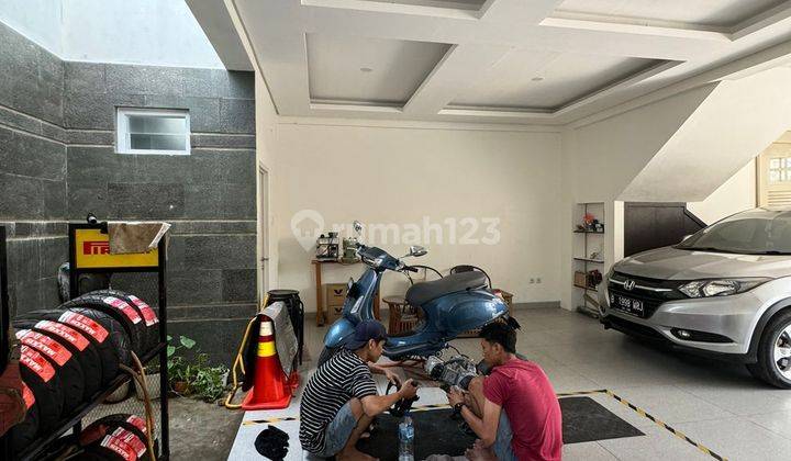 Rumah Bagus 3 Lantai Di Pondok Kelapa Jakarta Timur  2