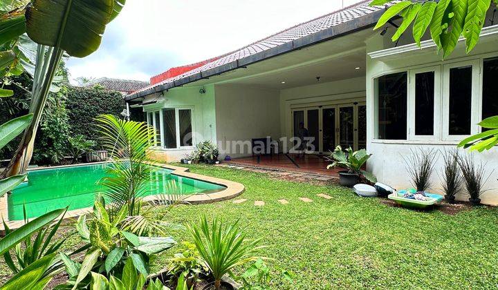 Rumah Bagus 2 Lantai Siap Huni Di Kemang Jakarta Selatan  1