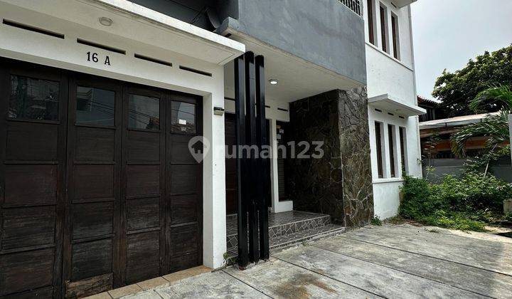 Rumah Secondary Di Tebet Timur Jakarta Selatan  2