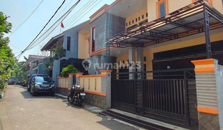 Rumah Bagus 2 Lantai Di Ciracas Jakarta Timur  1