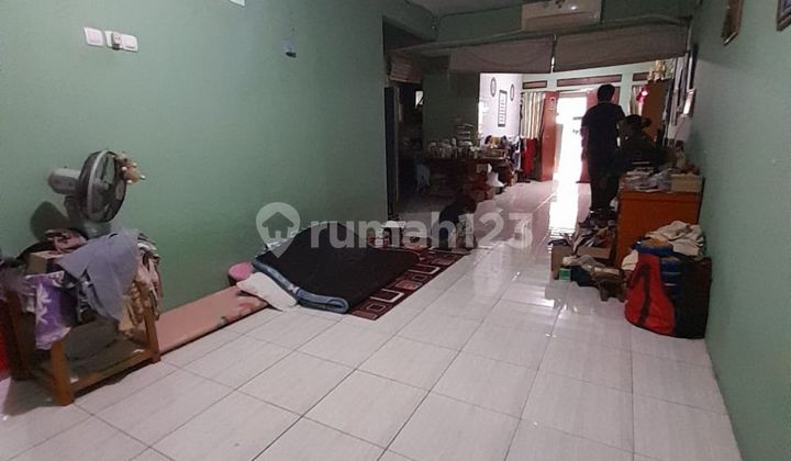 Rumah Secondary Dalam Komplek di Pondok Kelapa