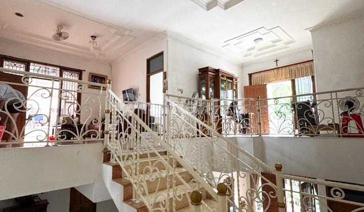 Rumah Mewah dan Bsgus Siap Huni di Kayu Putih 2