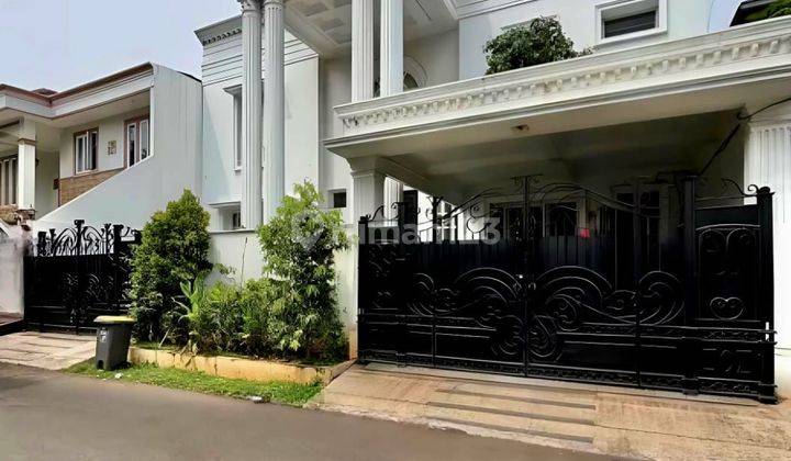 Rumah Klasik 2 Lantai Di Permata Hijau Jakarta Selatan  1