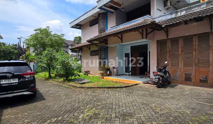 Rumah Lama Hitung Tanah di Pondok Kelapa 2