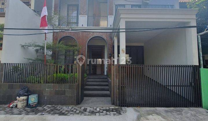 Rumah Bagus 2 Lantai Di Cempaka Putih Jakarta Pusat  1