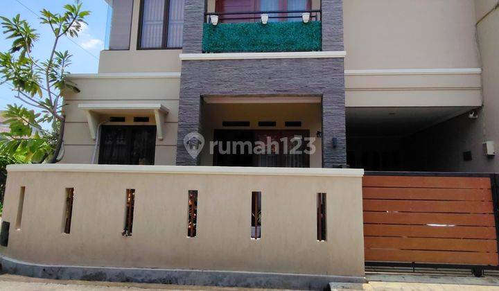 Rumah Bagus 2 Lantai Dalam Komplek Di Jatiwarna Bekasi  1