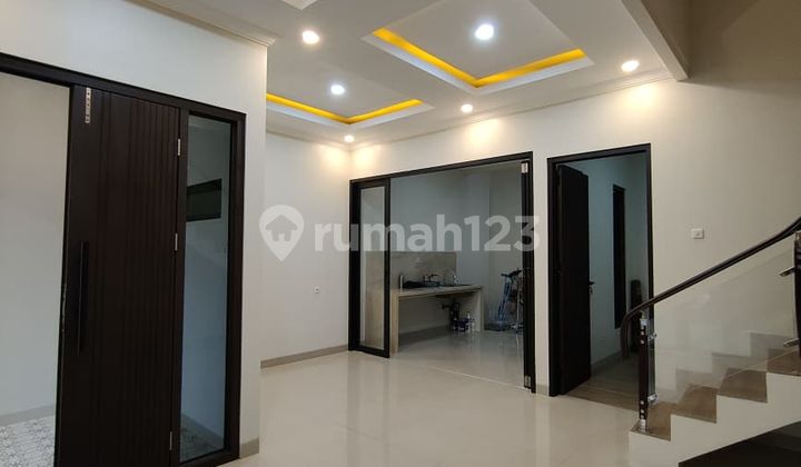 Rumah Baru Modern Minimalis di Rawamangun 2