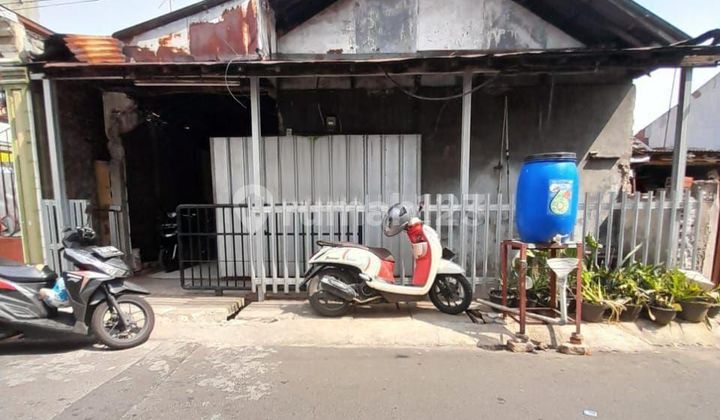 Tanah Ada Bangunan Lokasi Strategis di Utan Kayu