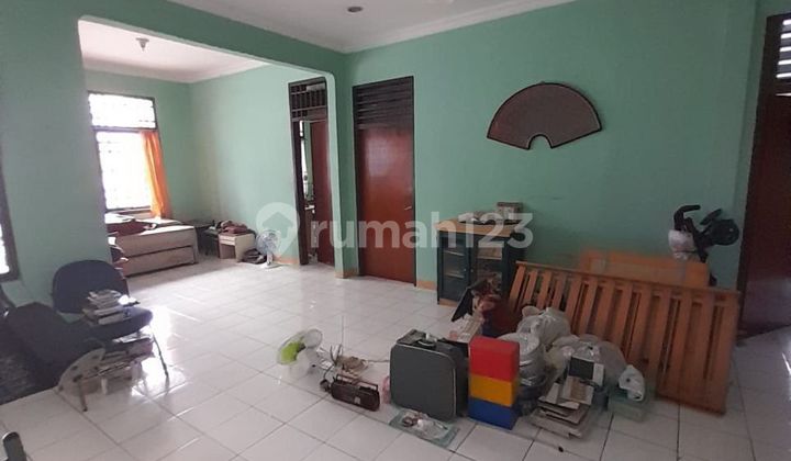 Secondary House in a Strategic Location in Rawamangun 2