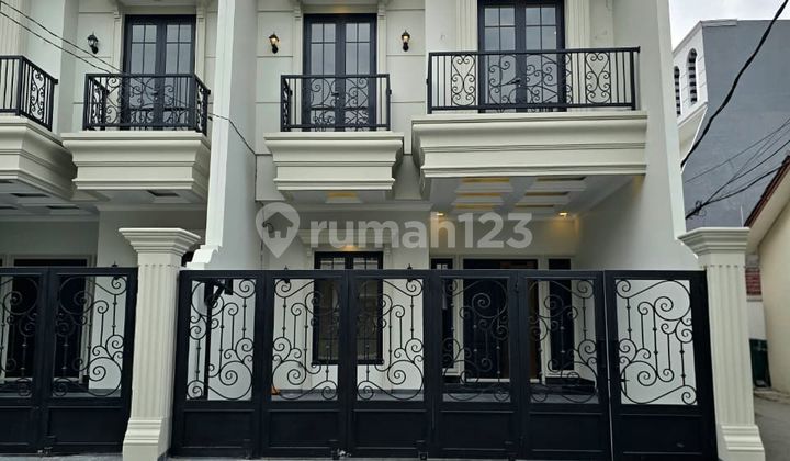 Rumah Baru Dalam Komplek di Cempaka Putih Rumah Baru Dalam Komplek di Cempaka Putih