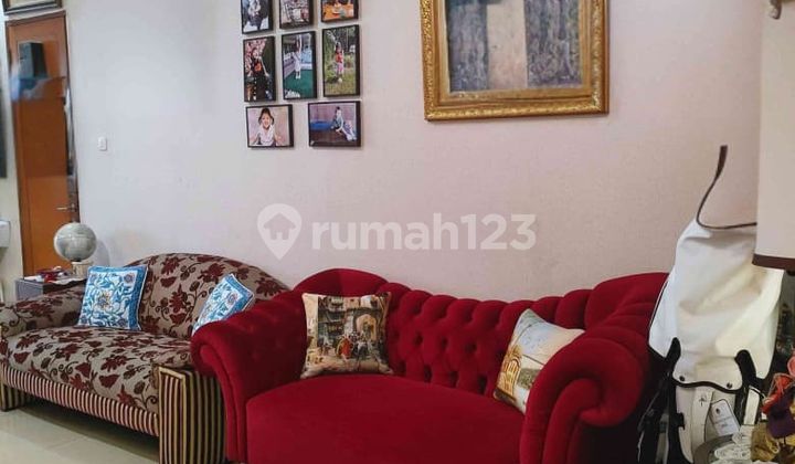 Ready-to-Occupy House in a Cluster in Jatiwaringin 2