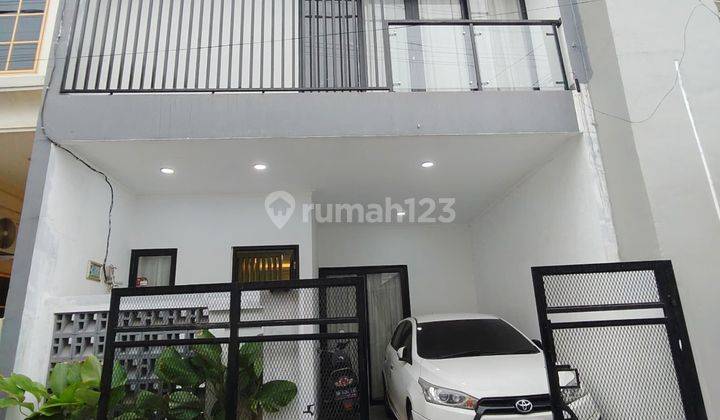 Rumah Bagus 2 Lantai Full Furnished Di Ciracas Jakarta Timur  1