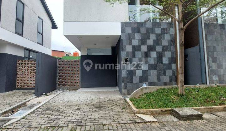 Rumah Baru 2 Lantai Di Kampung Tengah Jakarta Timur  1