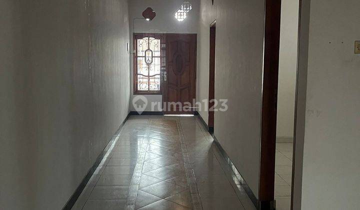 Ruko di area panjer pusat bisnis , kuliner  2