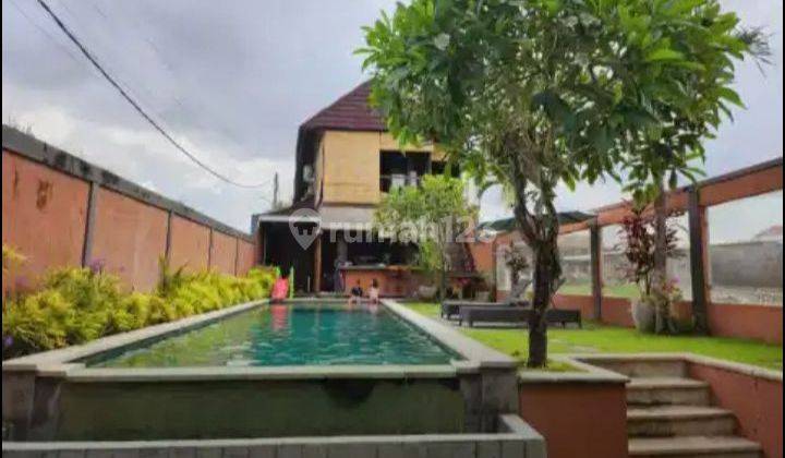 Villa in the Kerobokan area with rice field views  1