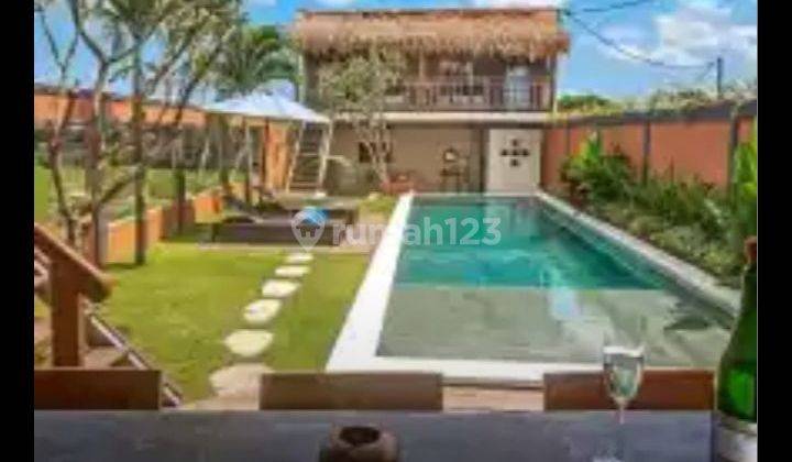 Villa in the Kerobokan area with rice field views  2