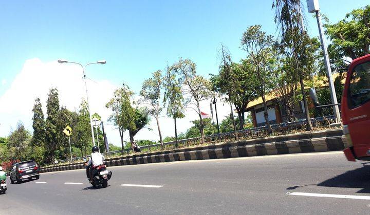 Land on Bypass Ngurah Rai 1