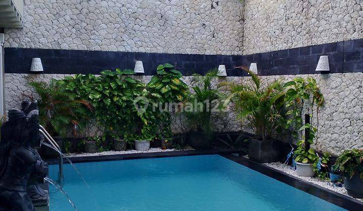 One Gate Furnished House In Sesetan Area With Pool 1