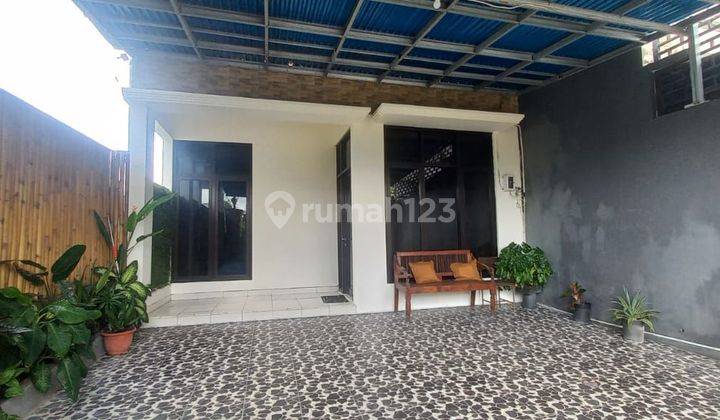 Rumah Minimalis 2 Lantai Diarea Kerobokan Furnish Dekat Beberapa Sekolah  1