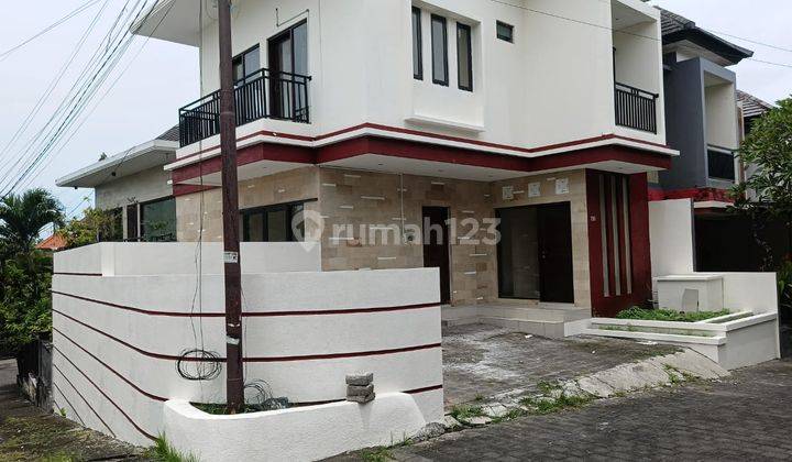 Rumah Di Area Kerobokan Kaja Muding One Gate  1