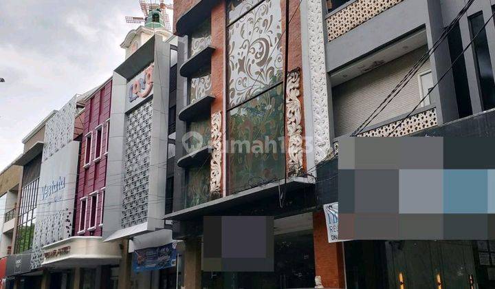 Jo - Ruko Besar Di Area Renon Yng Premium Utama Dengn Fasilitas Lift  1