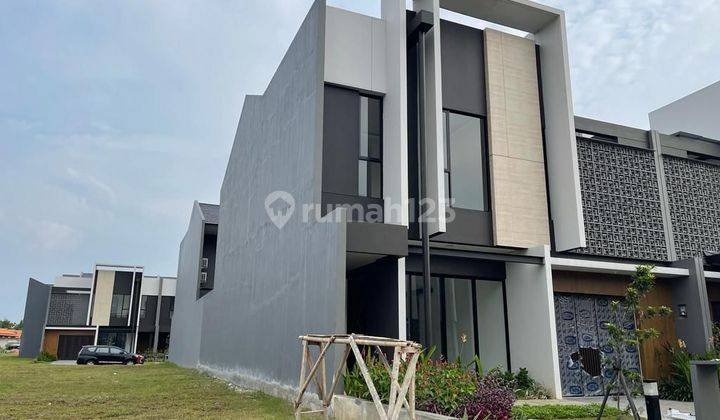 Wtl Rumah di Cluster Eldora Disewakan di Suvarna Sutera. 2