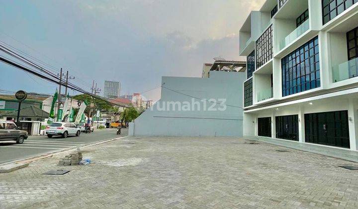 Dijual Ruko 4 Lantai di Raya Dinoyo Ada 5 Unit Jejer 2