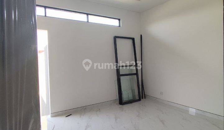 Dijual Rumah Baru Dekat Its Jarang Ada di Kertajaya Indah Surabaya Timur 2