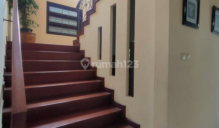 Dijual Rumah Asri Tanah Luas Harga Dibawah Pasaran Area Pejaten 7