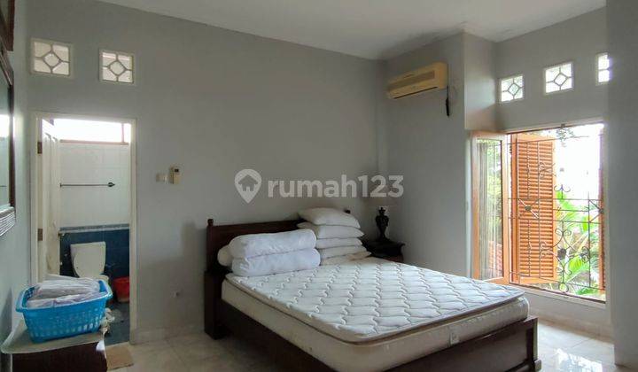 Dijual Rumah Asri Tanah Luas Harga Dibawah Pasaran Area Pejaten 10