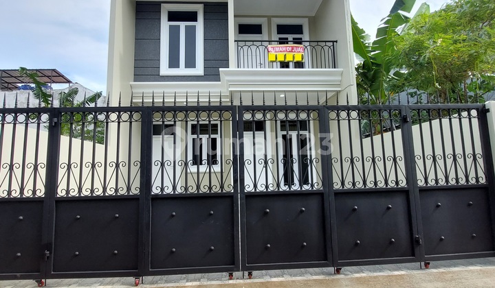 Dijual Cepat Rumah Baru Dalam Komplek Pondok Kelapa 1