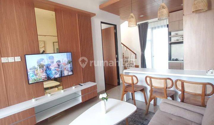 Rumah 2 Lantai Dengan Konsep Smart Home Living & Private Pool