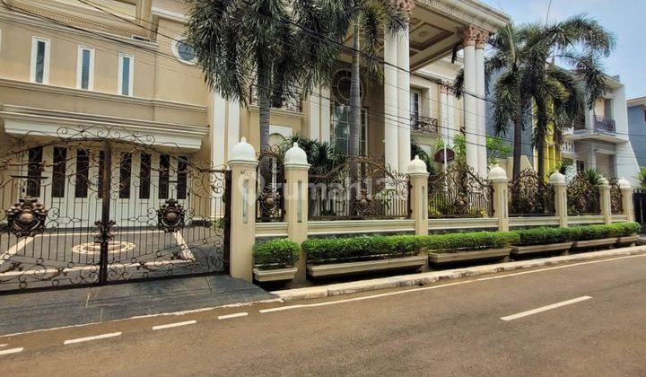 Rumah Mewah Full Furnish Dalam Komplek Elite Duren Sawit 1