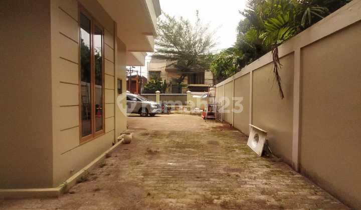Dijual Rumah Single House Halaman Luas Di Kalibata 3