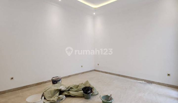 Rumah & Mewah Design Classic Area Cempaka Putih 17