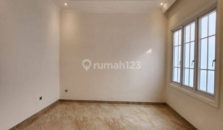 Rumah & Mewah Design Classic Area Cempaka Putih 18