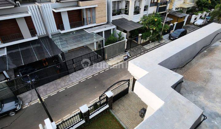 Rumah & Mewah Design Classic Area Cempaka Putih 21