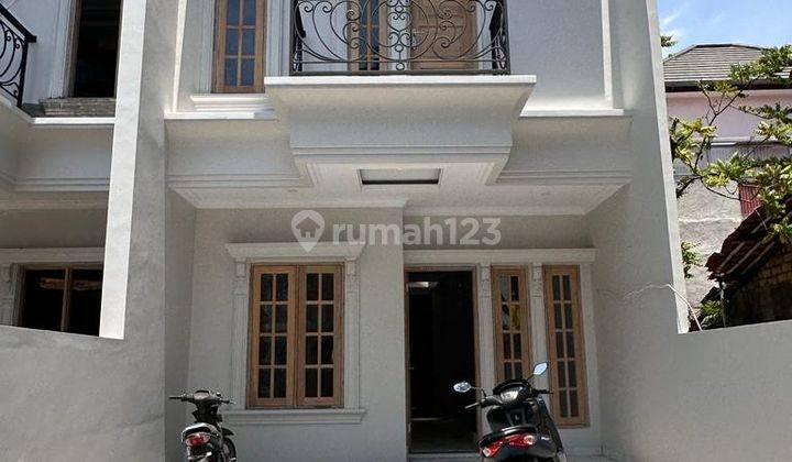 Brand New House Minimalis Modern Dalam Cluster Area Jagakarsa 1
