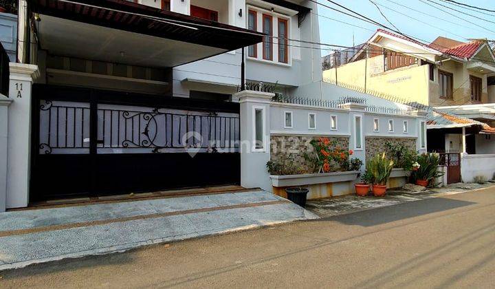 Turun Harga Rumah Mewah Full Furnish Dekat Stasiun Klender 2