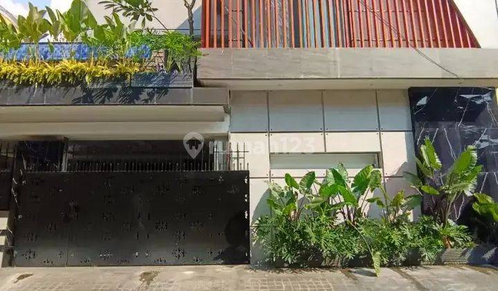 Dijual Cepat Rumah Cantik With Private Pool Di Rawamangun 1