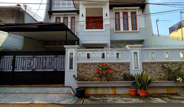 Turun Harga Rumah Mewah Full Furnish Dekat Stasiun Klender 1