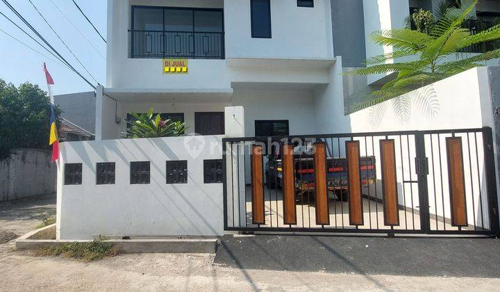 Dijual Cepat Rumah Baru Dalam Komplek Area Pondok Gede 2