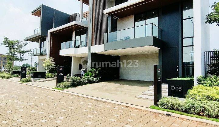 Rumah Mewah Full Furnish Dalam Townhouse Ada Lift Nya 2