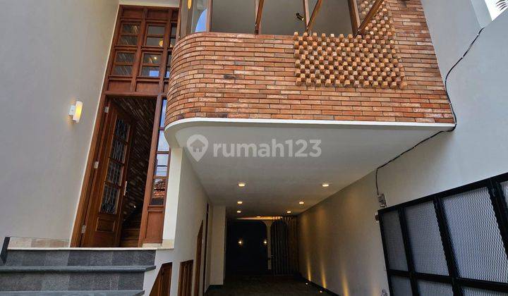 Dijual Rumah Baru Design Japanese Style Dekat Jalan Menteng Raya 1