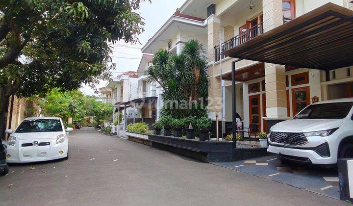 Rumah Mewah Siap Huni Di Pondok Bambu Lt 192 M² 1