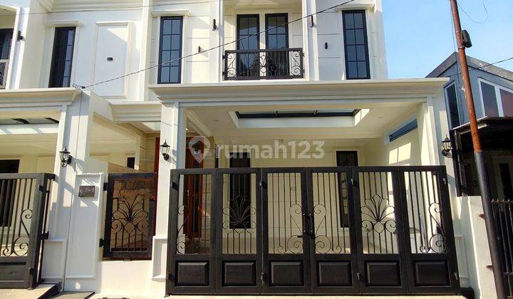 Dijual Rumah Baru Design Classic Dalam Komplek Mega Cinere 1