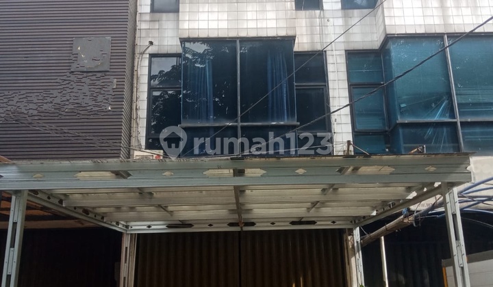 RUKO 1 LANTAI LOKASI STRATEGIS DI GANDARIA JAKARTA SELATAN 7